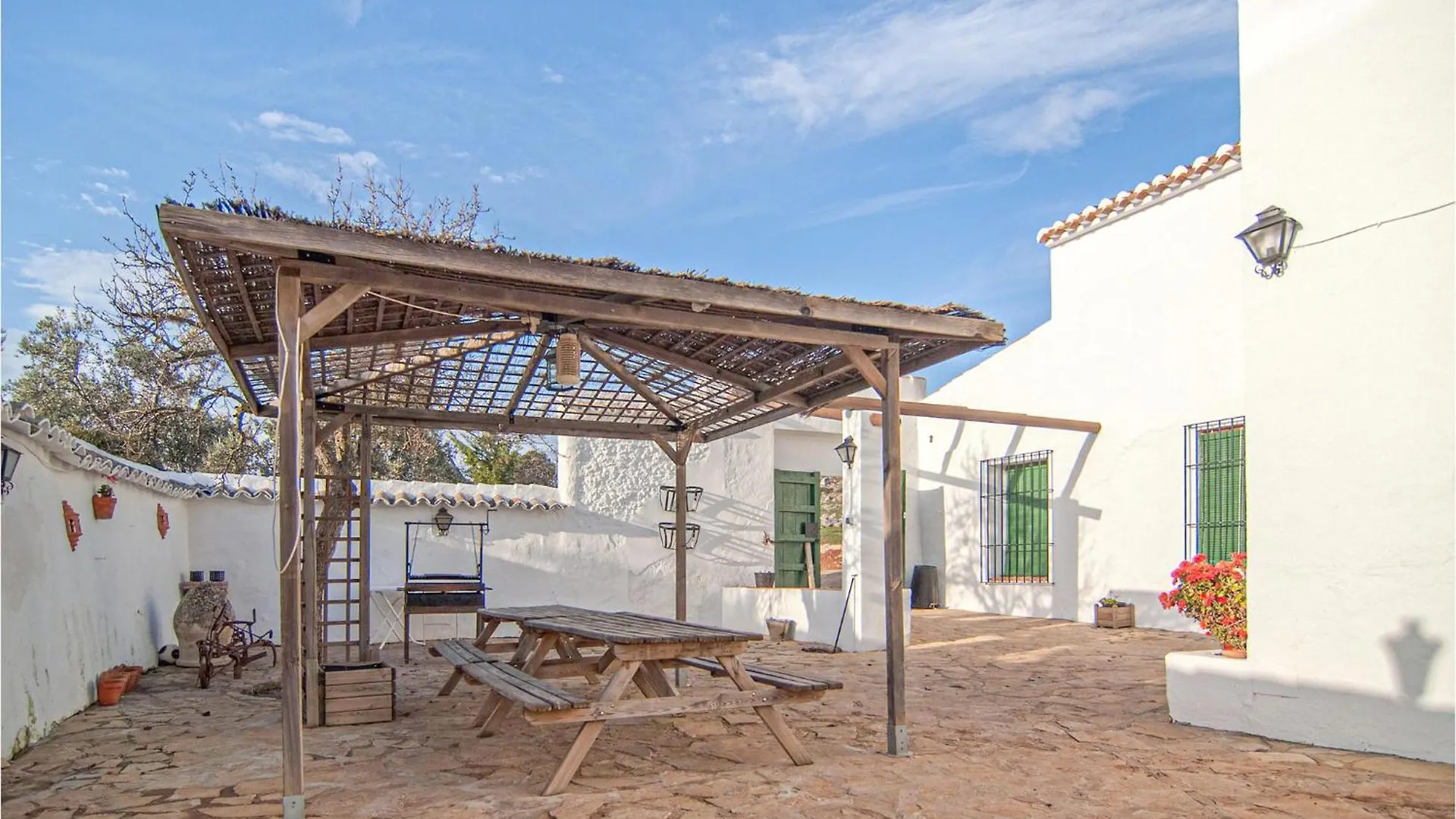 Gorgeous Home In Archidona Espanha